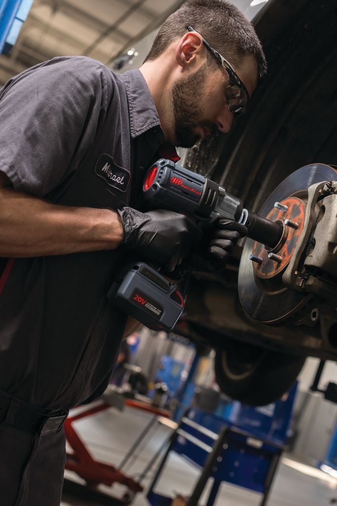W7152 20V High-Torque Cordless Impact Wrench| Ingersoll Rand